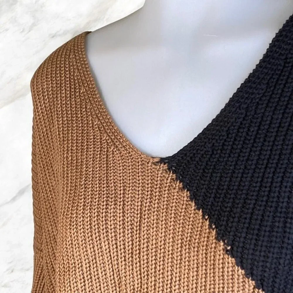 Superdown Trish Knot Sweater - Brown & Black